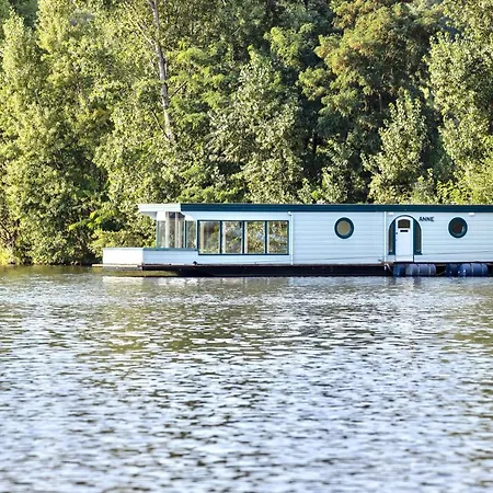 Houseboat - Best Place In Prague Exterior photo