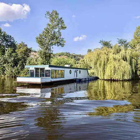 Houseboat - Best Place In Prague Exterior photo