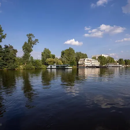 Houseboat - Best Place In Prague Exterior photo